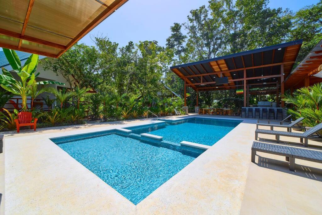 Casa Kristel - Exquisite Villa Getaway Puerto Viejo de Talamanca المظهر الخارجي الصورة
