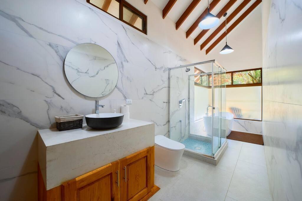 Casa Kristel - Exquisite Villa Getaway Puerto Viejo de Talamanca المظهر الخارجي الصورة